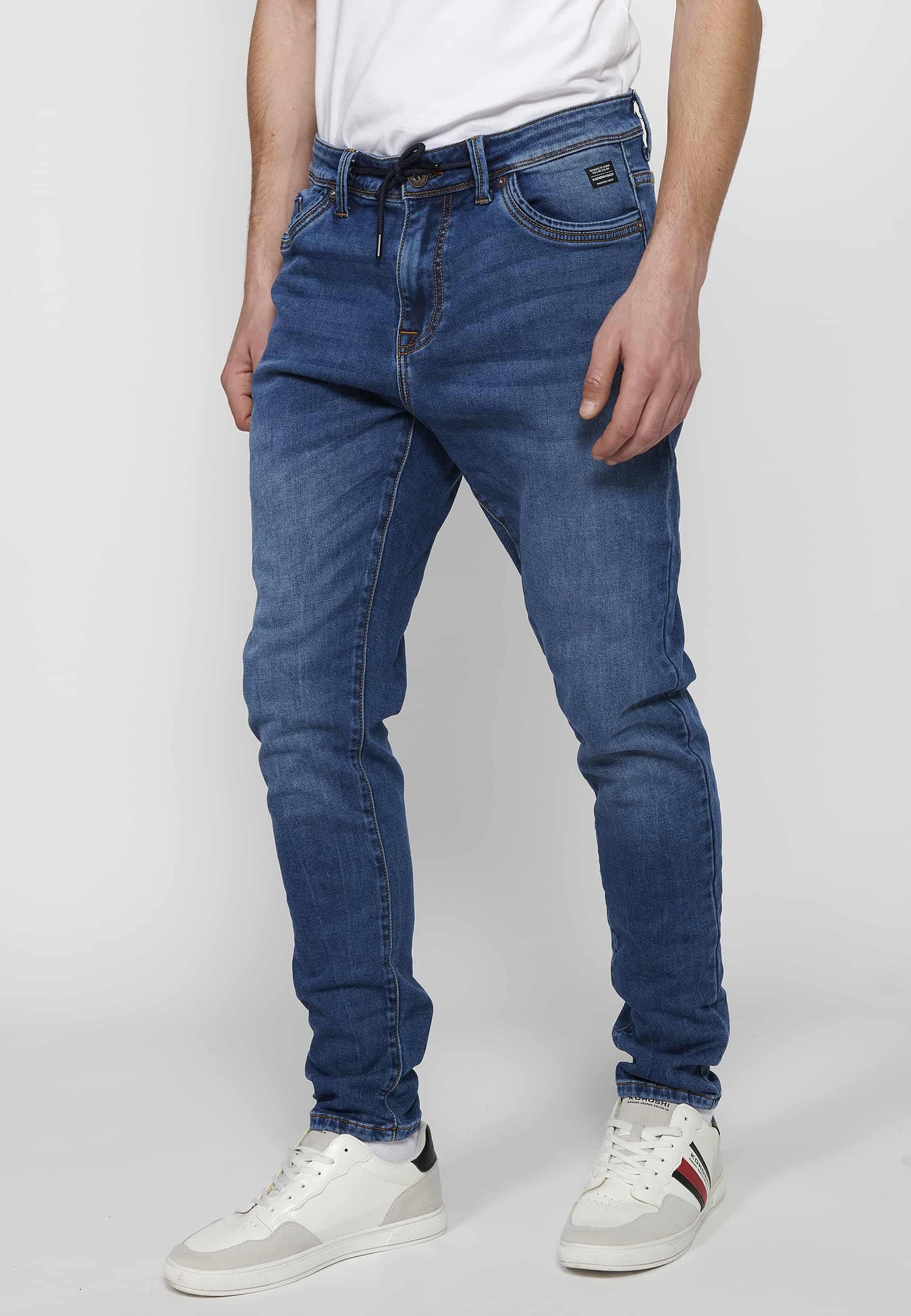 Lange Slim-Fit-Jeans mit niedrigem Bund und Frontverschluss mit Reißverschluss und Knopf in Blau für Herren 4