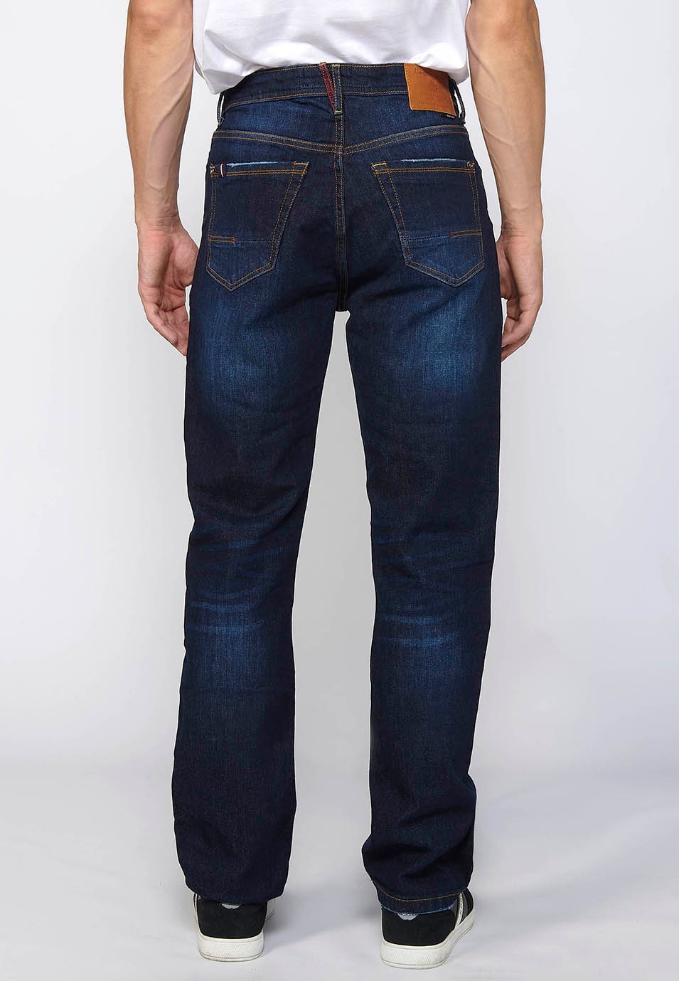 Pantalon Straigth coupe confort en denim avec fermeture zippée sur le devant en Bleu pour Homme