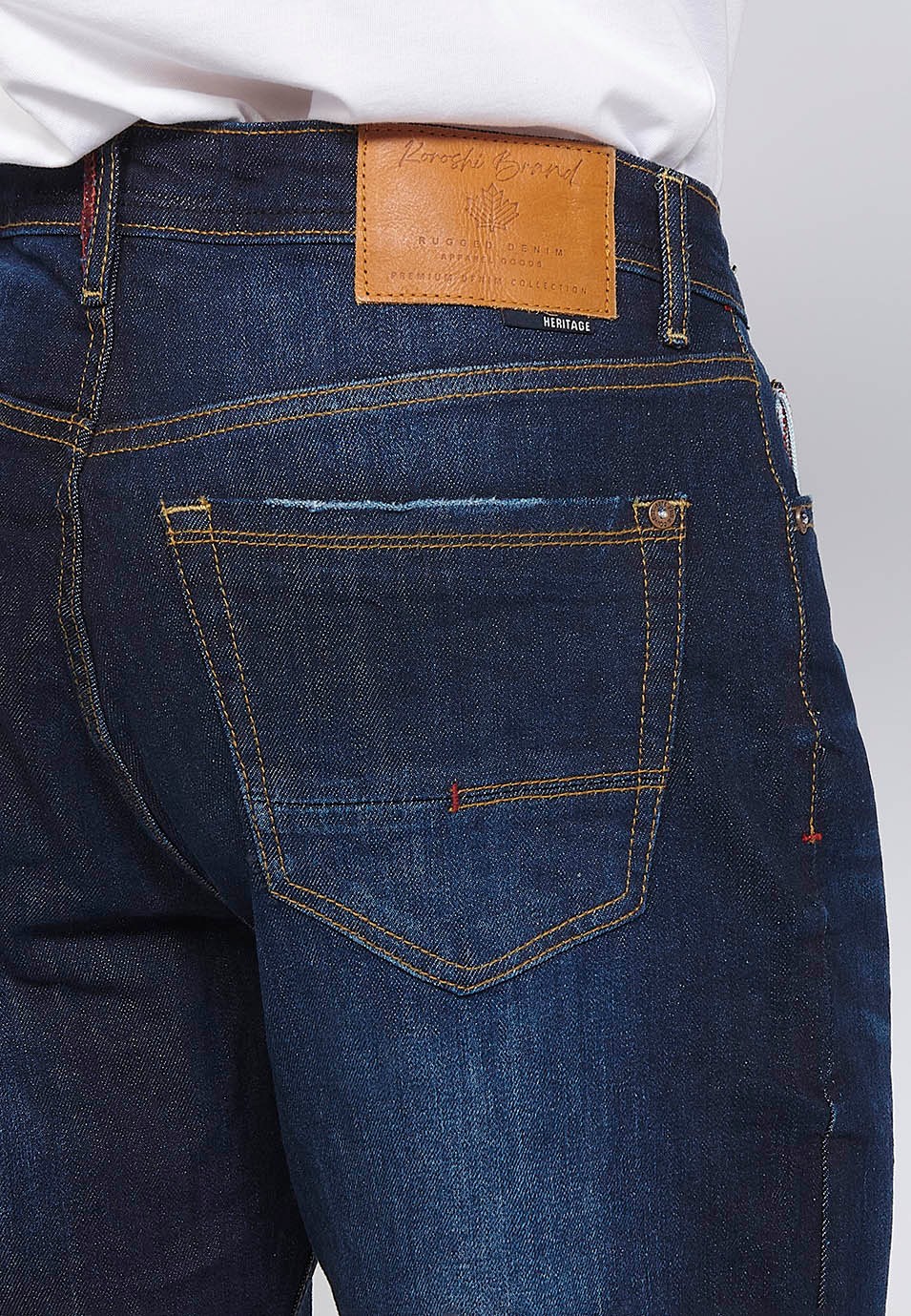 Pantalon Straigth coupe confort en denim avec fermeture zippée sur le devant en Bleu pour Homme