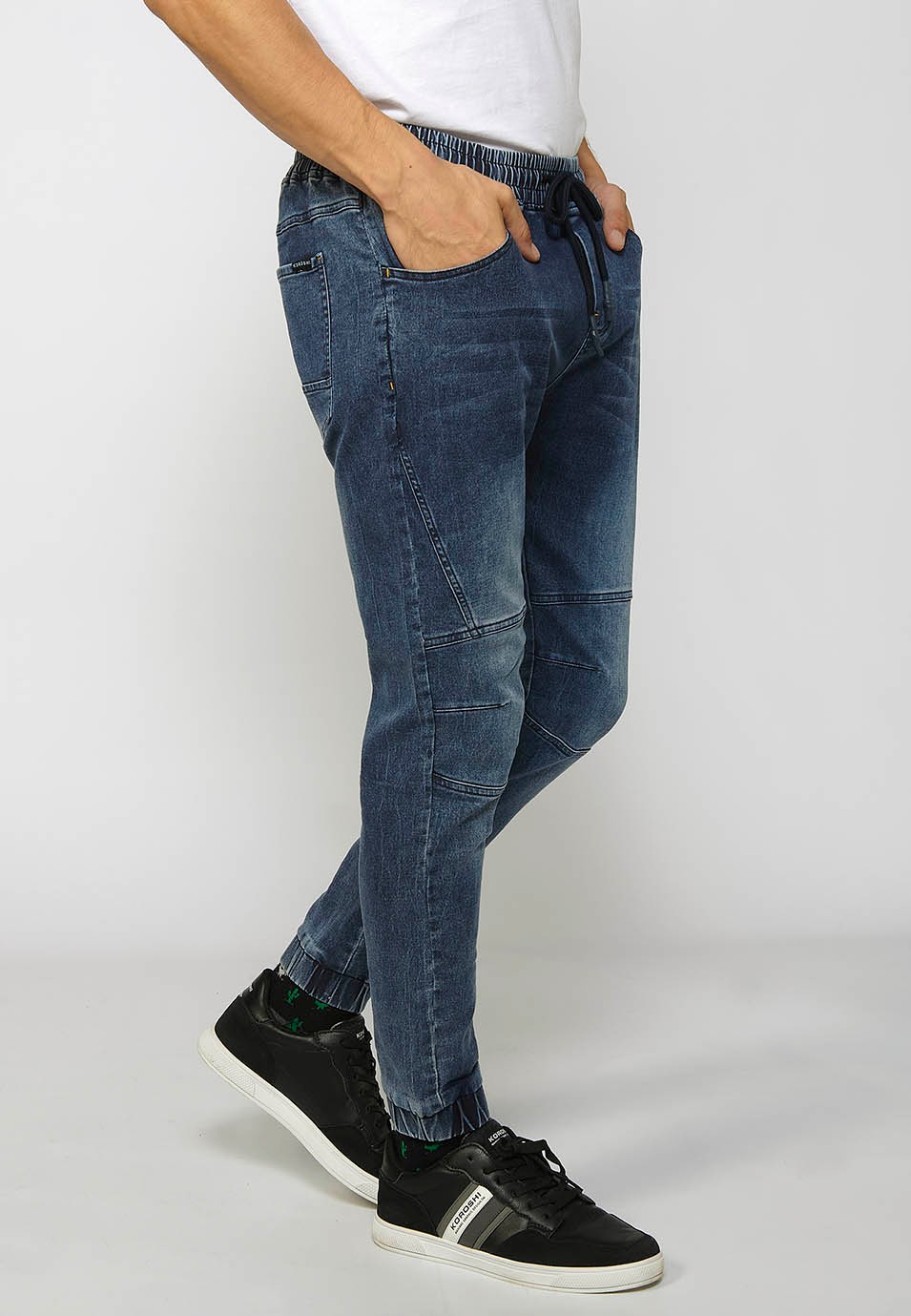 Long slim jogger pants fitted at the ankles with adjustable waist with elastic and drawstring in Blue for Men 2