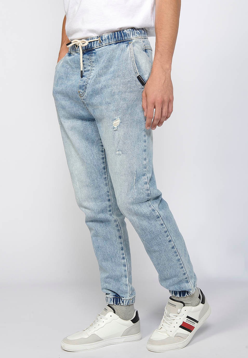 Pantalón slim largo jogger con cierre delantero con cremallera y botón color Azul para Hombre 3