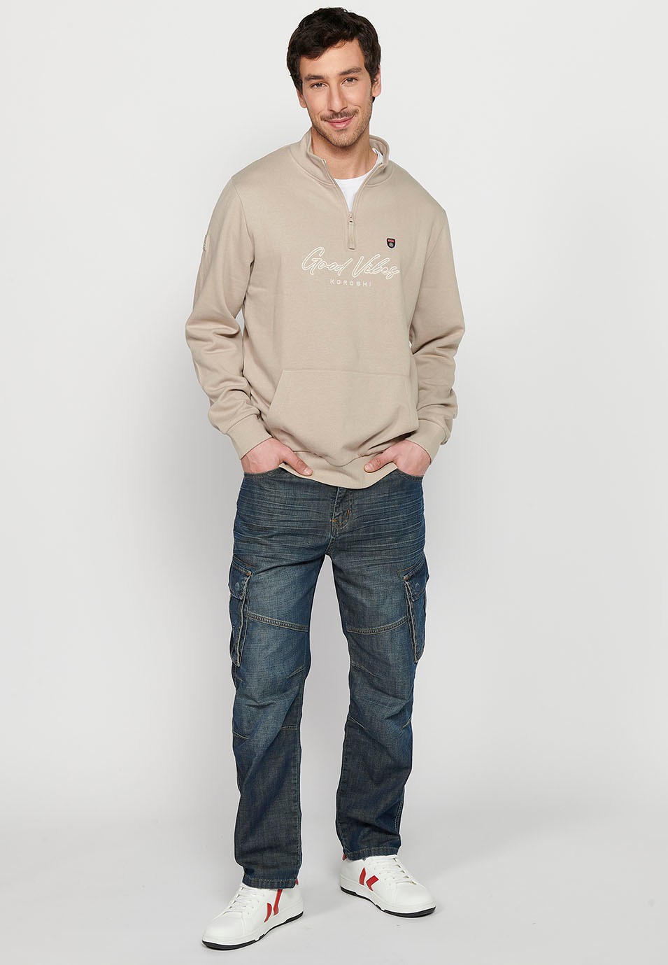 Sweat-shirt à manches longues et col roulé pour hommes, couleur pierre, détail sur le devant, fermeture éclair