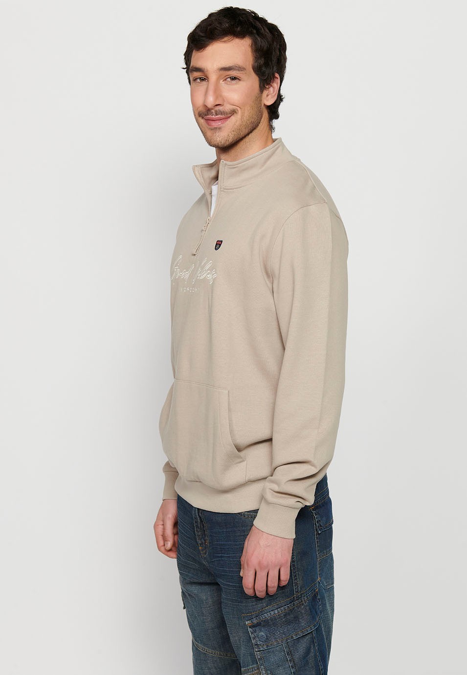 Men's Stone Color Front Detail Zipper Turtleneck Long Sleeve Sweatshirt