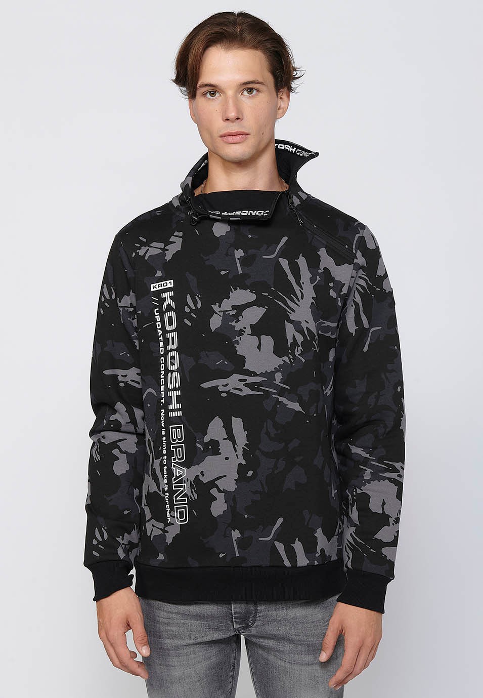 Sudadera de manga larga con cuello alto con cremallera y detalle estampado delantero color negro para hombre | Ropa Casual