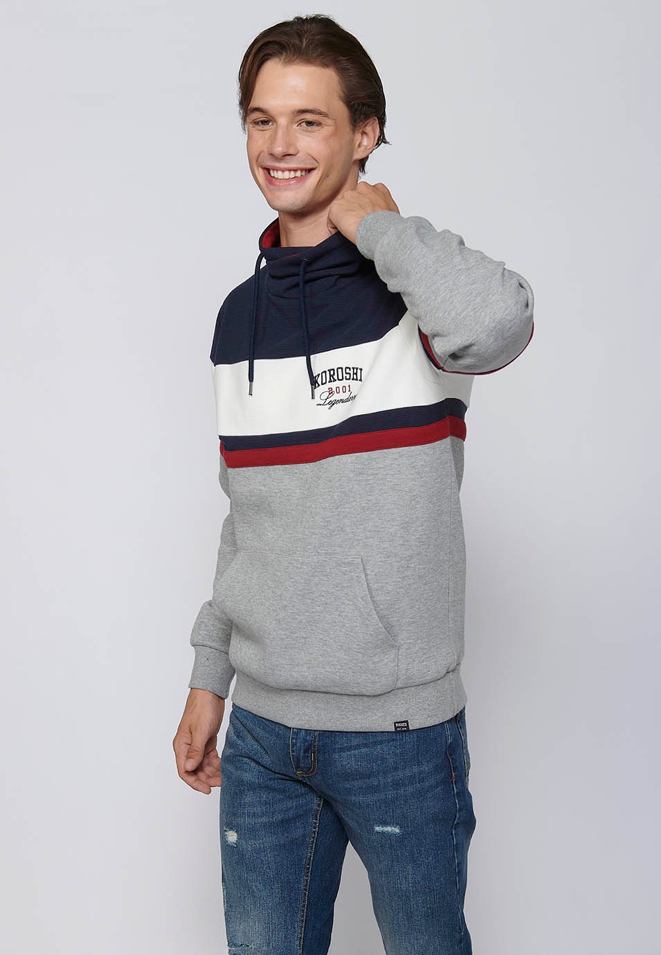 Long-sleeved sweatshirt with hooded collar and navy striped details for men