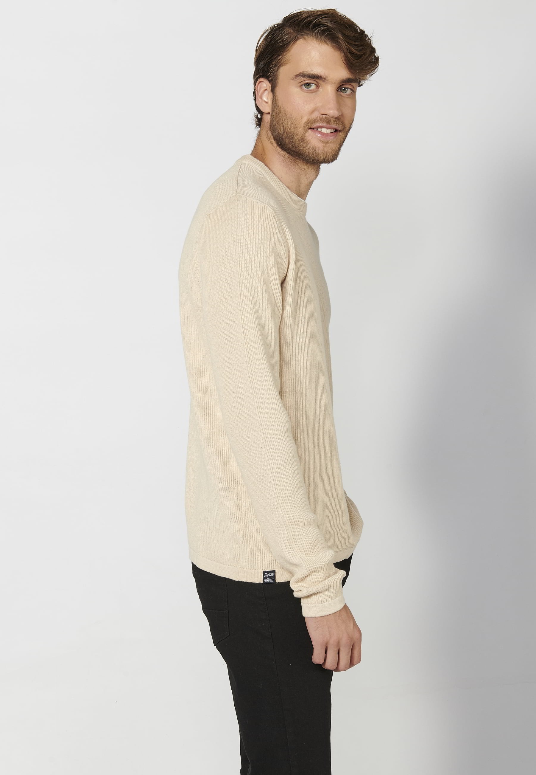 Pull en tricot de coton à manches longues avec détail brodé de couleur Crème pour Homme 7