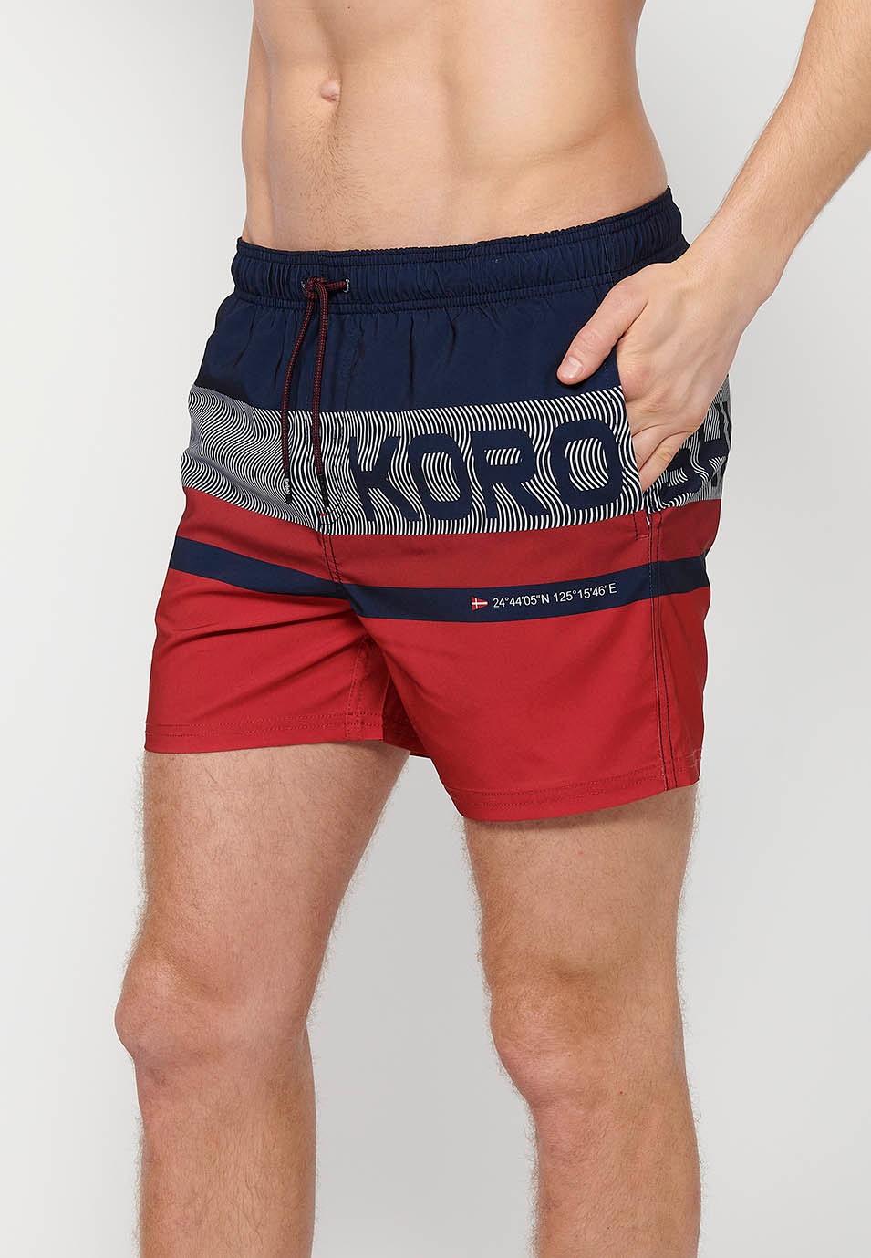 Bañador corto estampado con Cintura ajustable con cordón y Bolsillo trasero y uno interior de Color Navy para Hombre 3