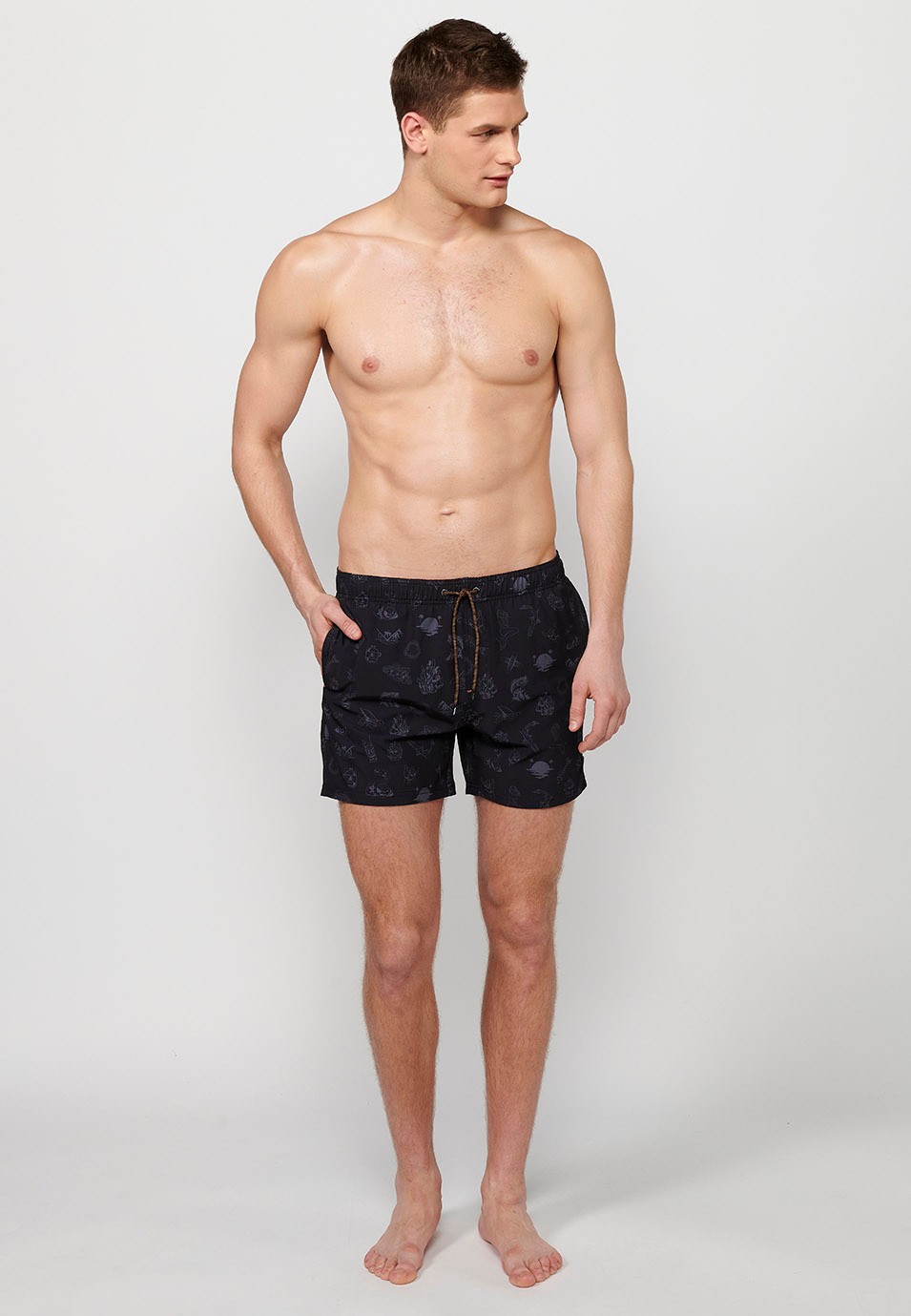 Printed short swimsuit with adjustable waist with drawstring and back pocket and an inner gray color for men