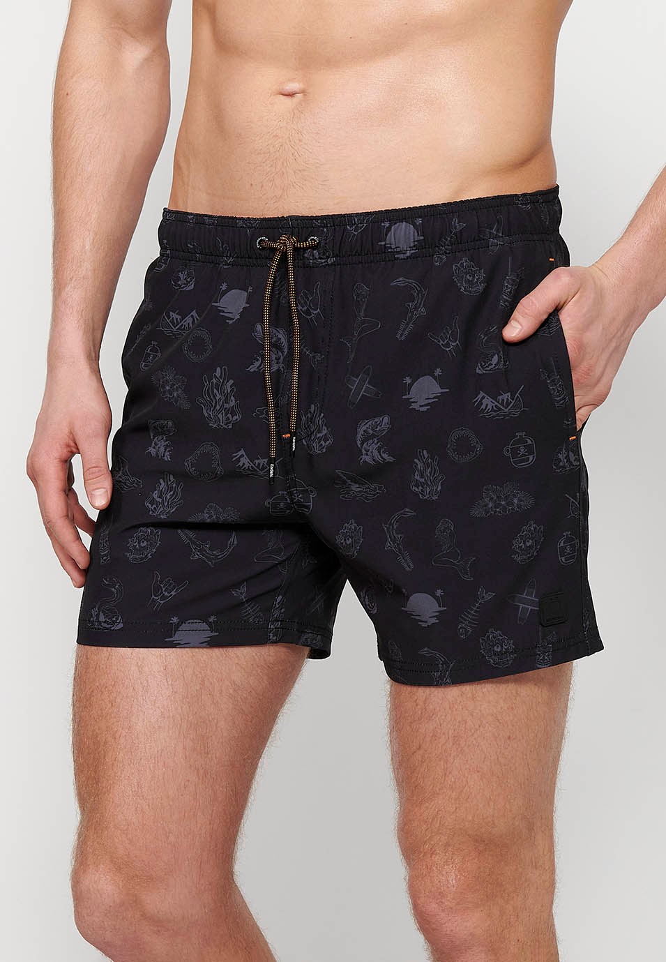 Printed short swimsuit with adjustable waist with drawstring and back pocket and an inner gray color for men 3
