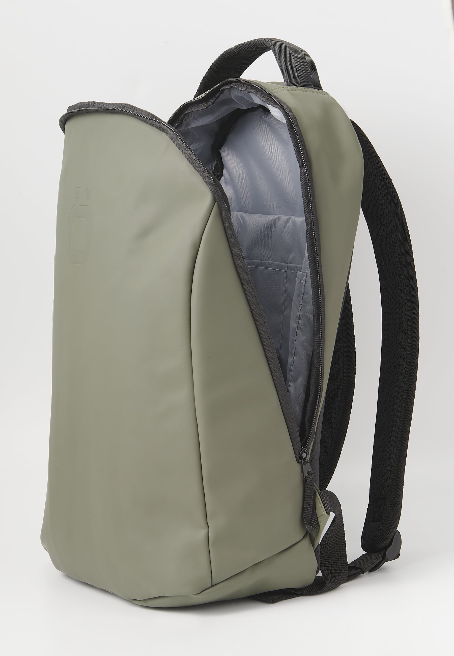 Koröshi Backpack with zipper closure and interior laptop pocket in Khaki color