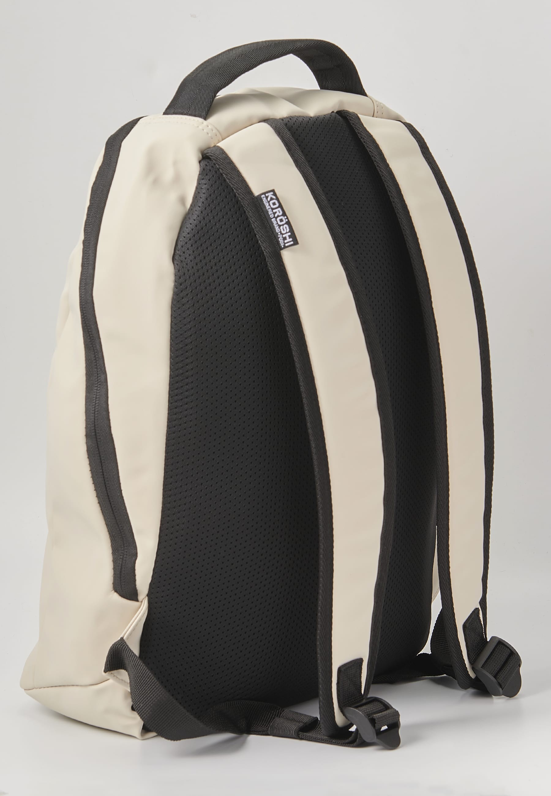 Koröshi Backpack with zipper closure and interior laptop pocket in Ecru color