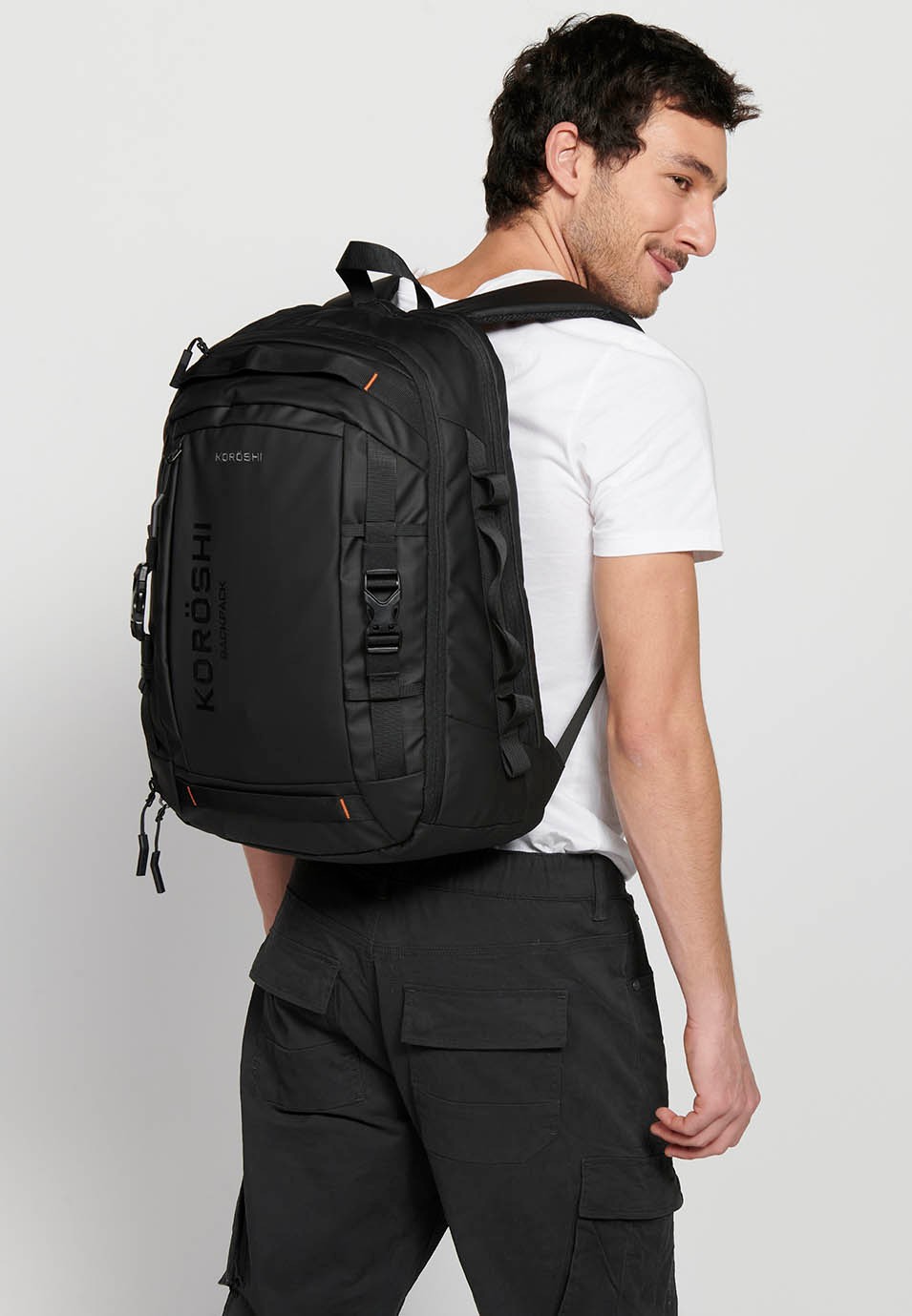 Koröshi backpack with two zippered compartments, one for a laptop and adjustable straps in Black 8
