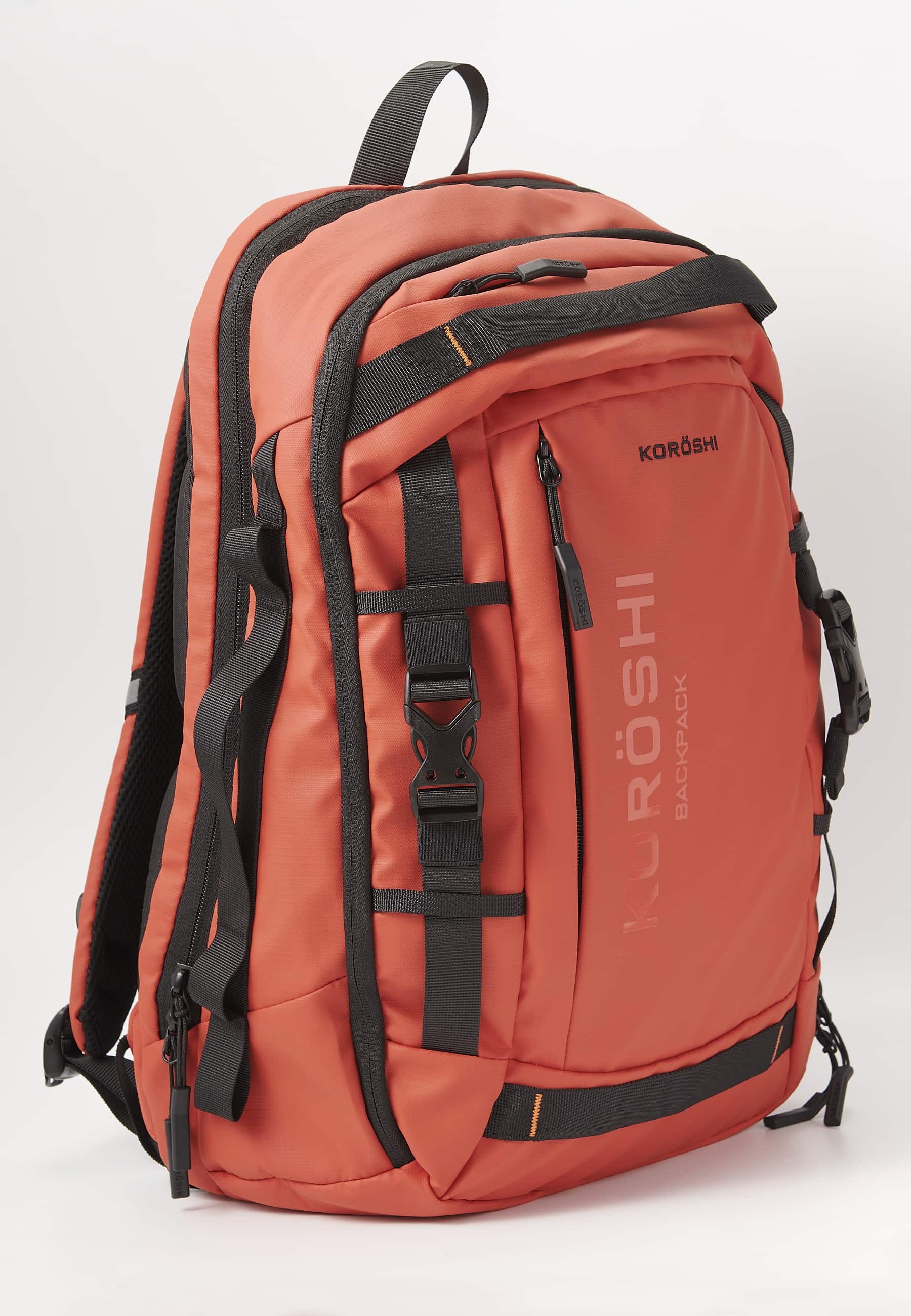 Mochila koröshi con dos compartimentos cerrados con cremallera, uno para portátil y correas ajustables color rojo | Estilo y Comodidad