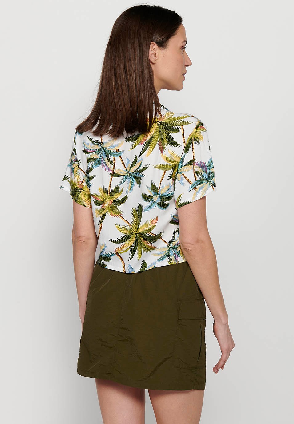 Blusa de manga corta con estampado floral y cuello camisero con solapas, multicolor para mujer