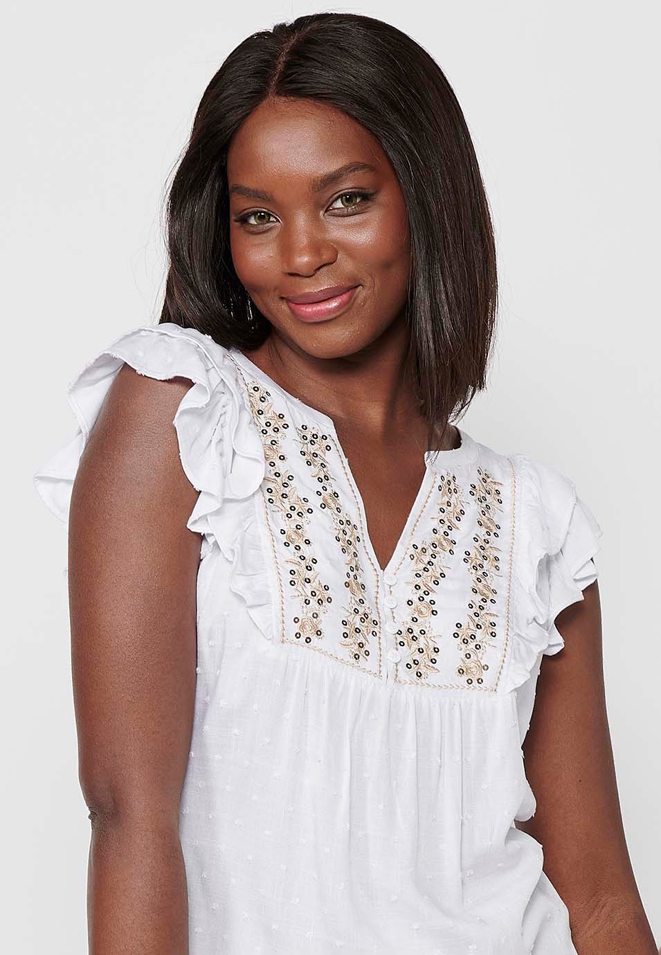 Blouse à volants à manches courtes avec détail brodé sur le devant en Blanc pour Femme