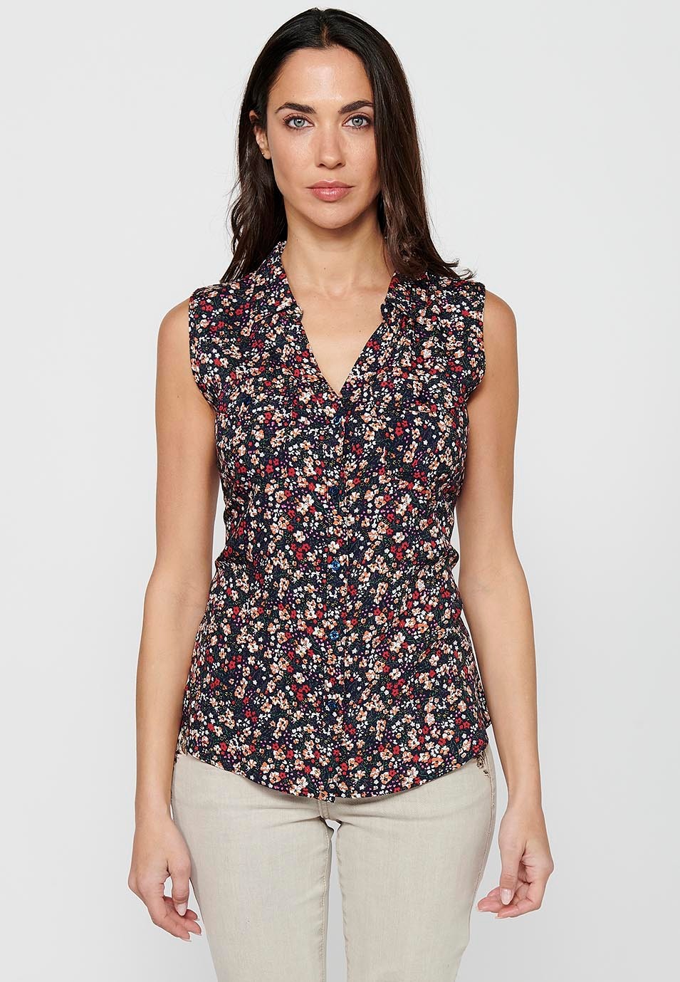 Sleeveless blouse, V-neck, front closure with buttons, floral print for women in Navy 1