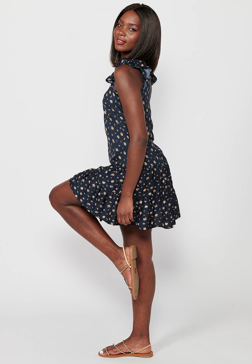 Blusa de tirantes con volantes, escote redondo, estampado floral color navy para mujer | Moda Actual