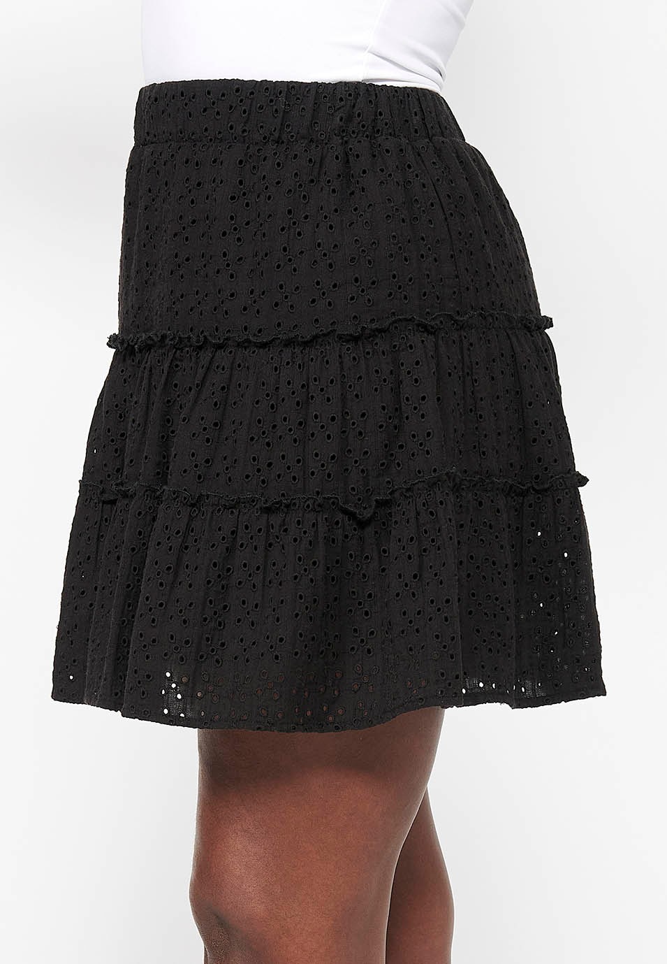 Kurzer Baumwollrock mit Rüschen und angepasster Taille mit Gummiband aus schwarzem besticktem Stoff für Damen 4