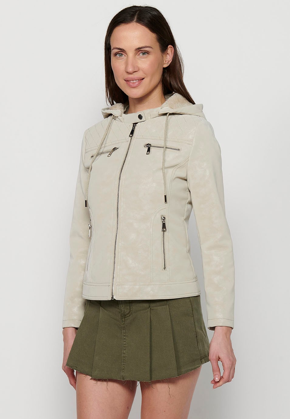 Jacket with long sleeves, hooded collar and front zipper closure. Off whitecolor for women 1