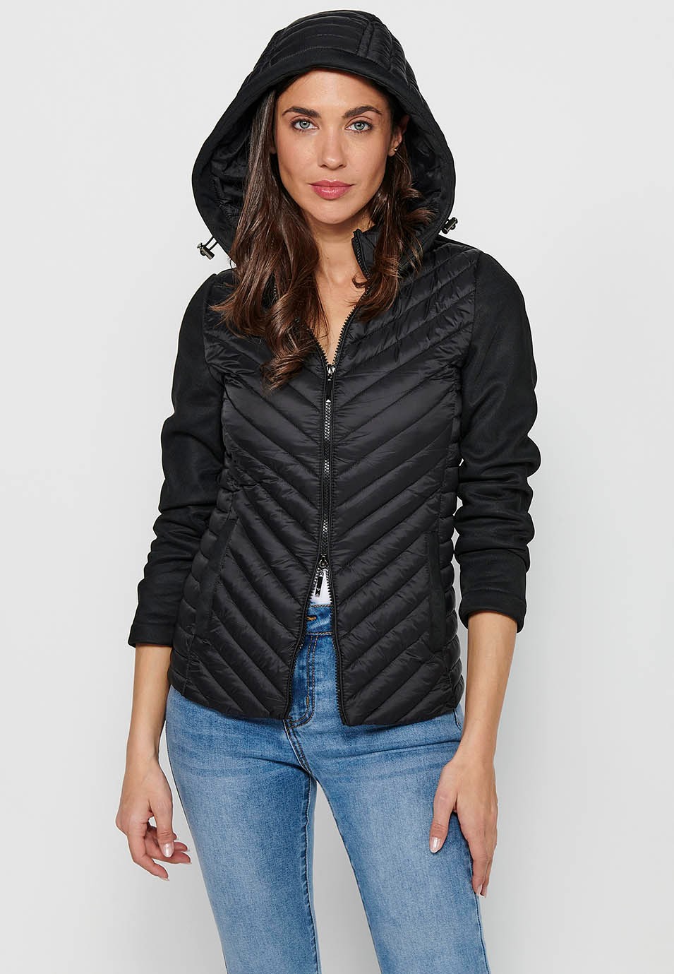 Women's Black Hooded Collar Long Sleeve Zipper Front Closure Jacket
