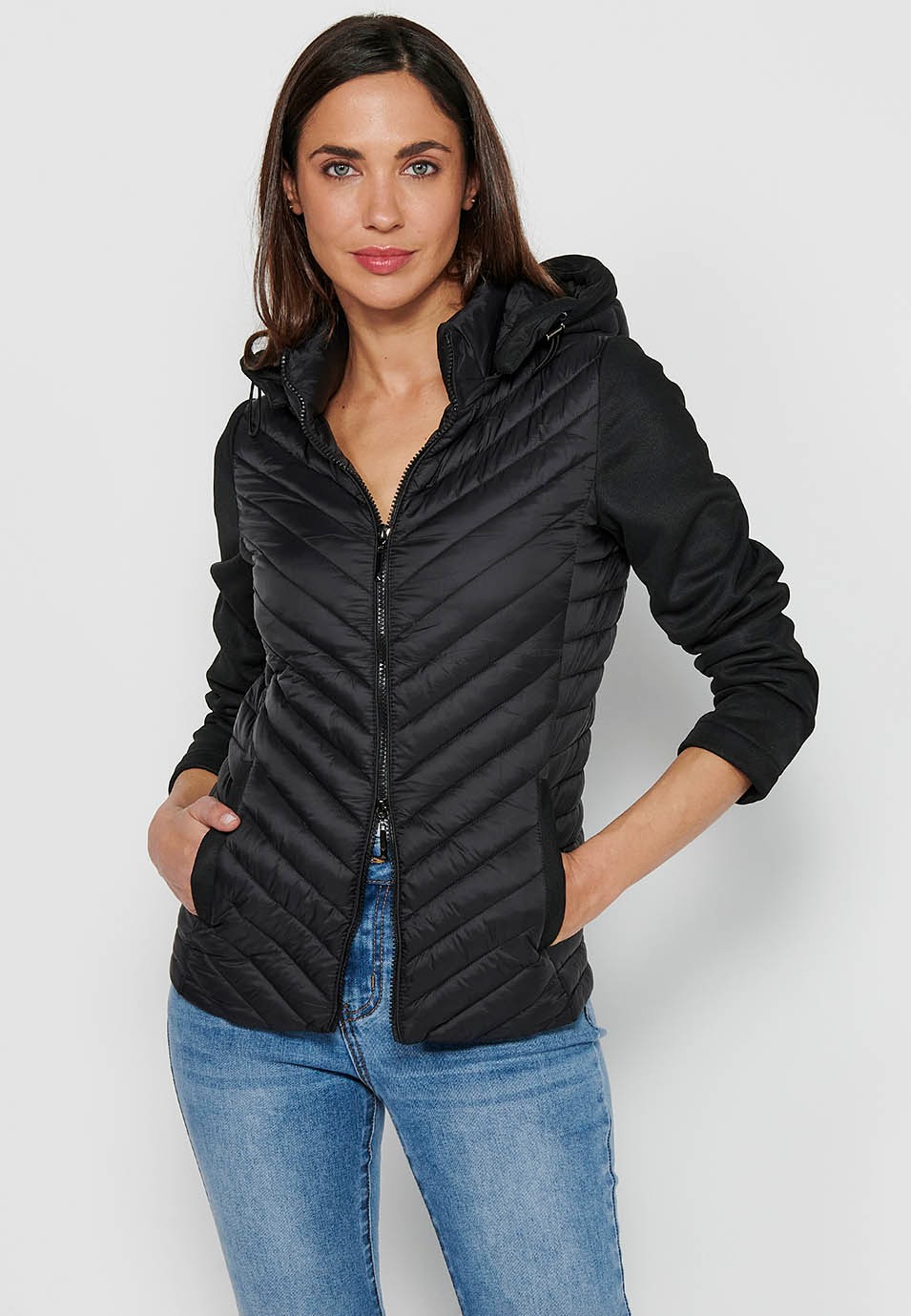Women's Black Hooded Collar Long Sleeve Zipper Front Closure Jacket