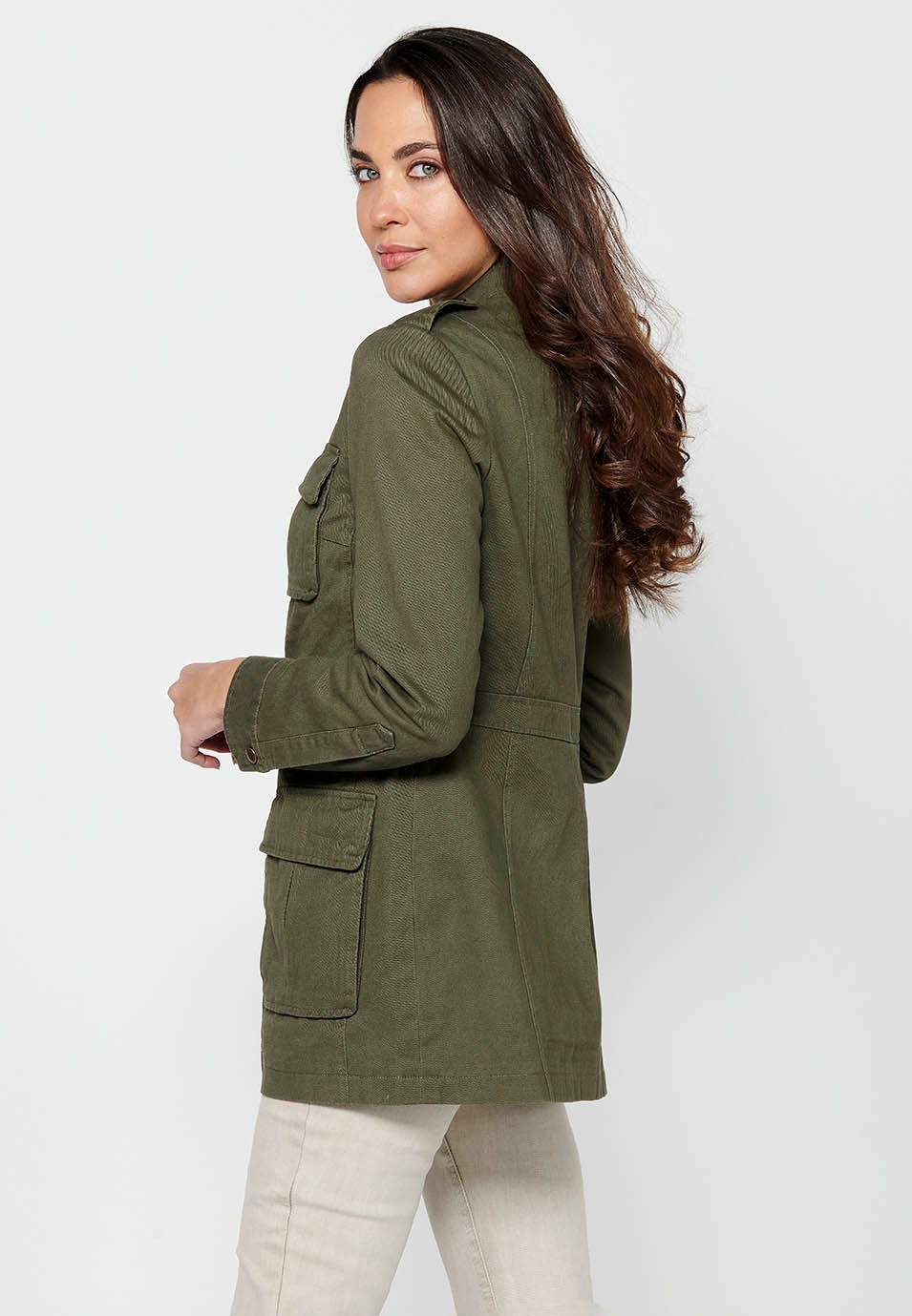 Short long-sleeved parka with shirt collar and Khaki flap pockets for women 9