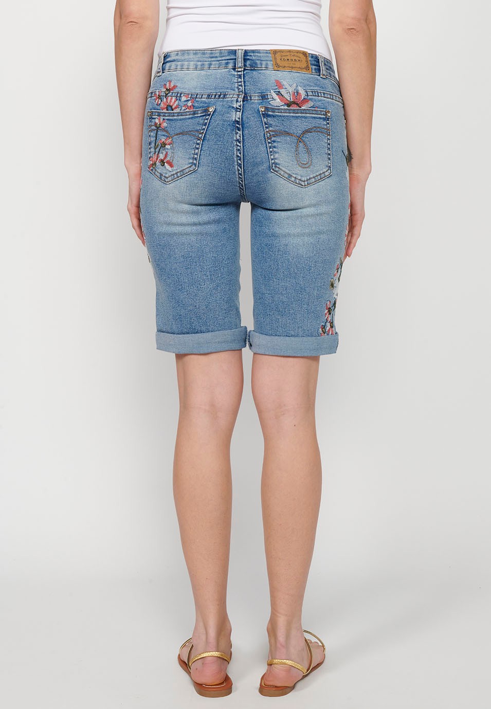 Shorts with floral embroidery, blue color for women