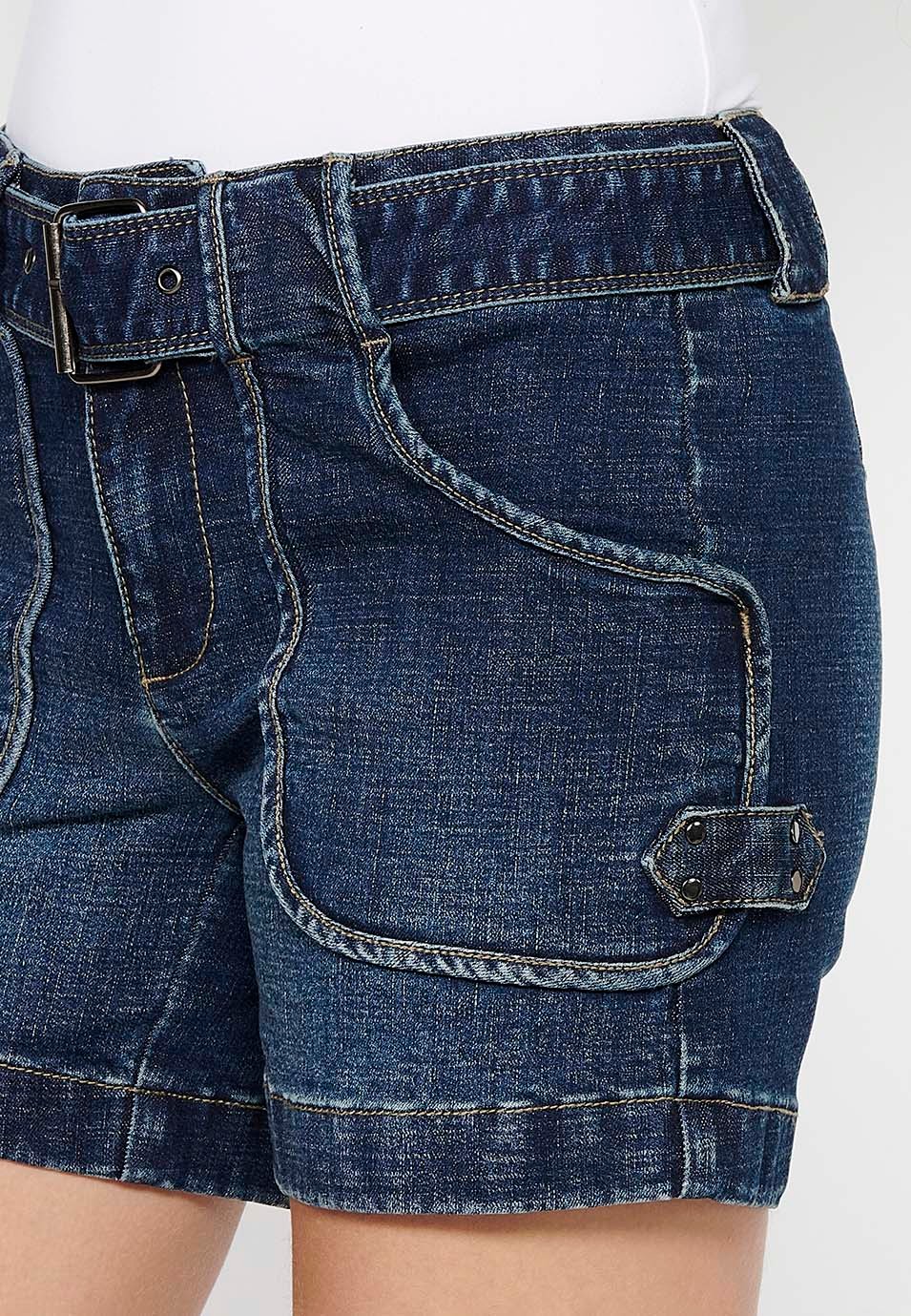 Pantalón corto denim con Cierre delantero con cremallera y botón y Cintura ajustable con cinturón con Bolsillos de plastrón de Color Azul para Mujer 6