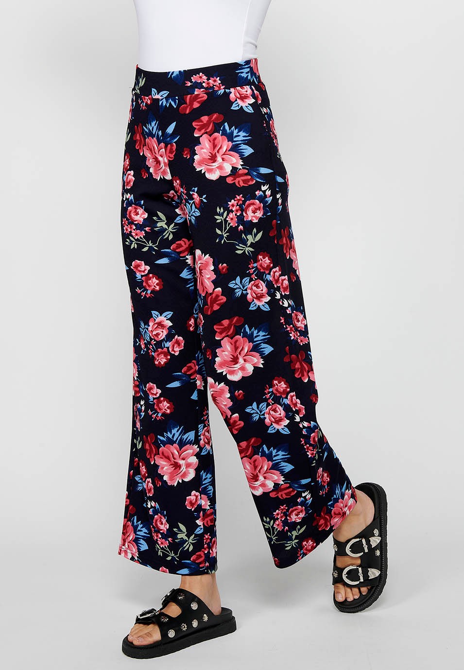 Lockere lange Hose mit elastischem, gummiertem Bund und marineblauem Blumendruck für Damen 3