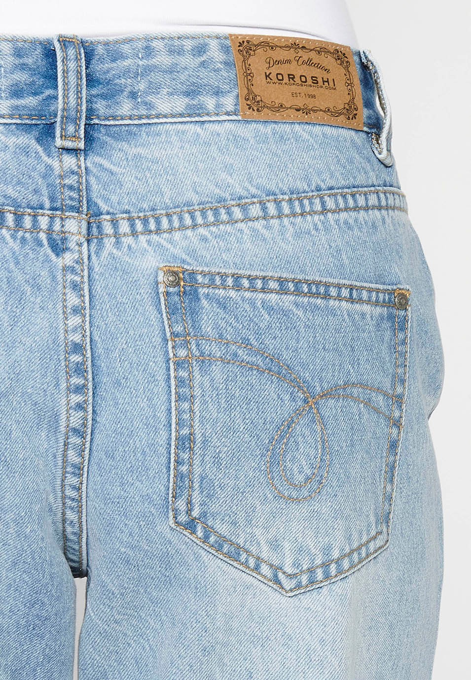 Pantalón largo recto con detalles de rotos delanteros color azul para mujer