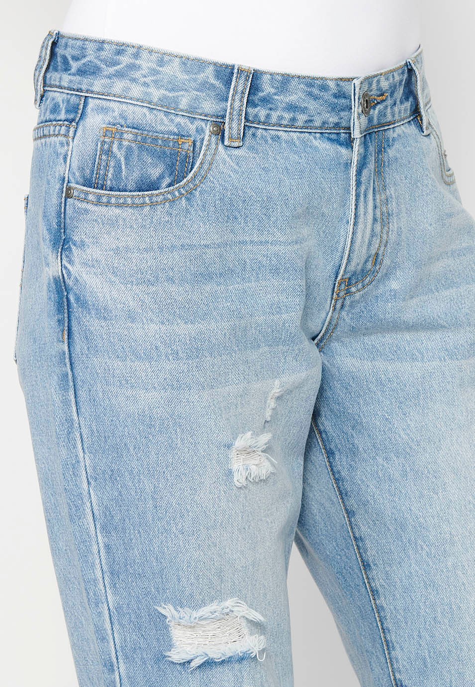 Pantalon long droit avec détails déchirés devant bleus pour femme