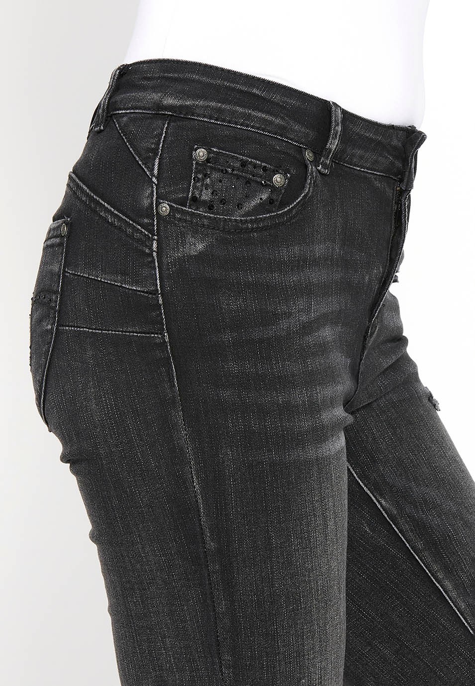 Pantalon long à cloche avec détails cassés en noir pour femme