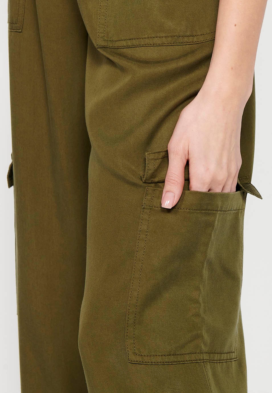 Khaki long jogging pants with rubberized waist for women