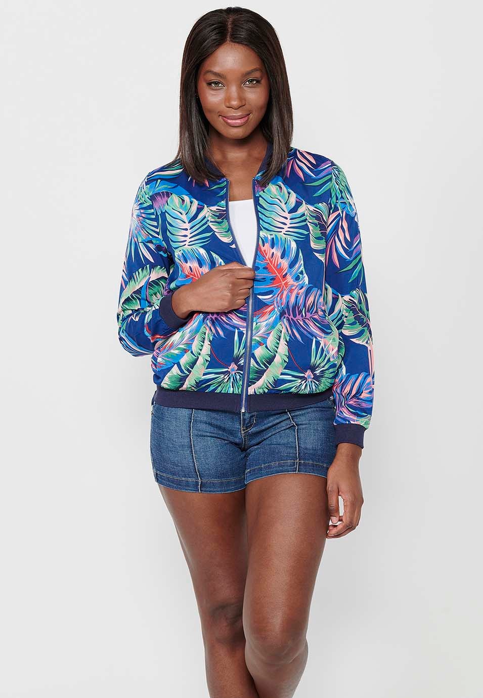 Long-sleeved sweatshirt jacket with blue floral print for women