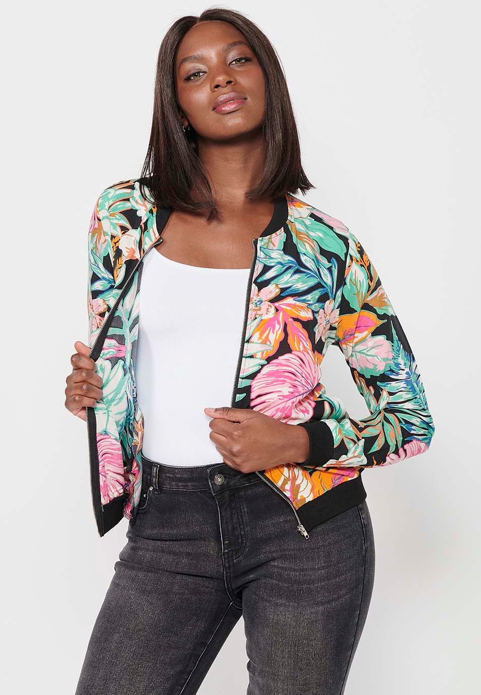 Long-sleeved sweatshirt jacket with ribbed finishes and floral print with front zipper closure. Composition 100% Polyester. Multicolor Color for Women from the Koröshi brand 6