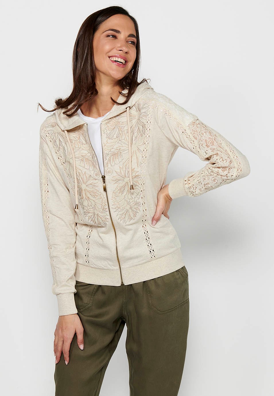 Jacken-Sweatshirt mit Reißverschluss vorne mit Spitzendetails und steinfarbenem Kapuzenkragen für Damen