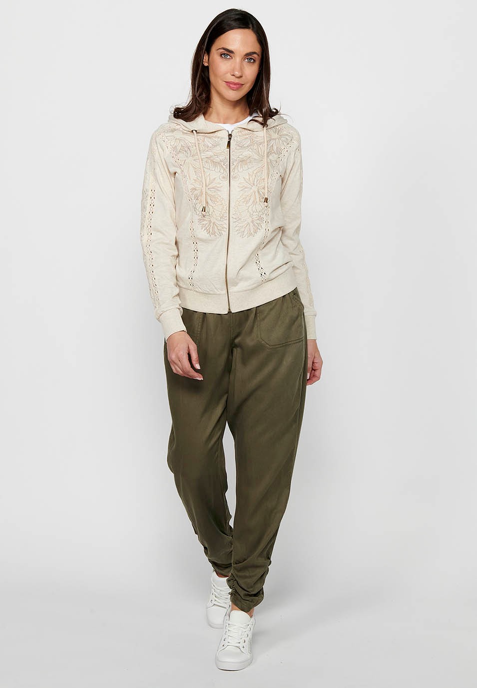 Jacken-Sweatshirt mit Reißverschluss vorne mit Spitzendetails und steinfarbenem Kapuzenkragen für Damen 4