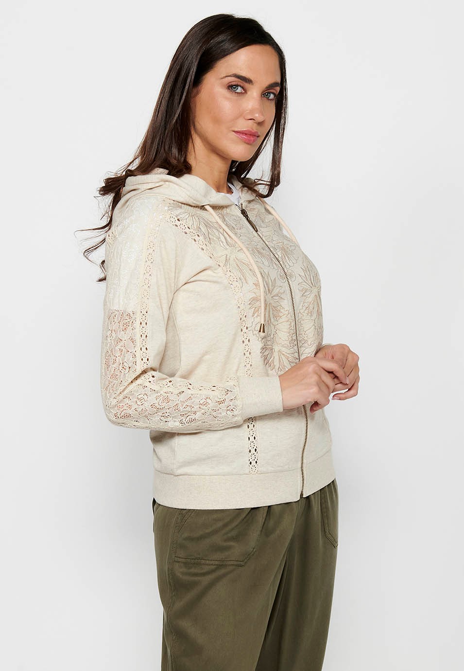 Jacken-Sweatshirt mit Reißverschluss vorne mit Spitzendetails und steinfarbenem Kapuzenkragen für Damen 2