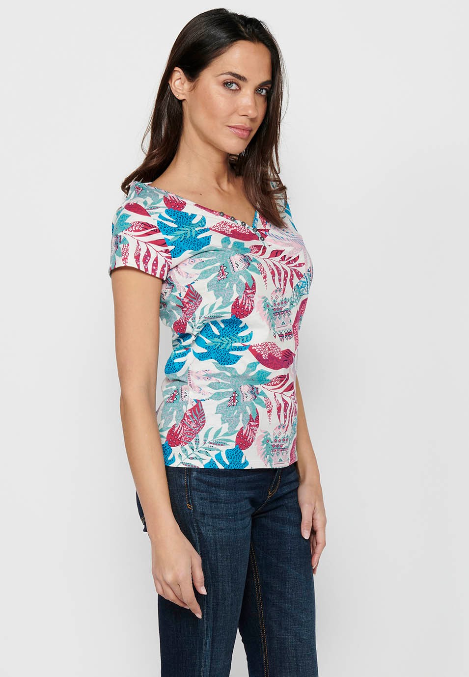 Short-sleeved Cotton T-shirt with V-neckline with buttons and Multicolor Tropical Print for Women 5