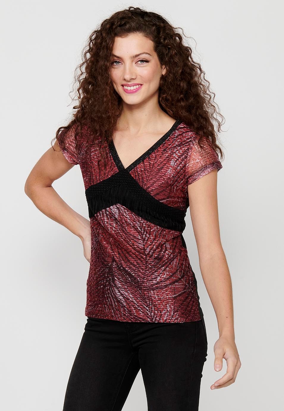 Short-sleeved T-shirt with V-neckline in Maroon Color for Women