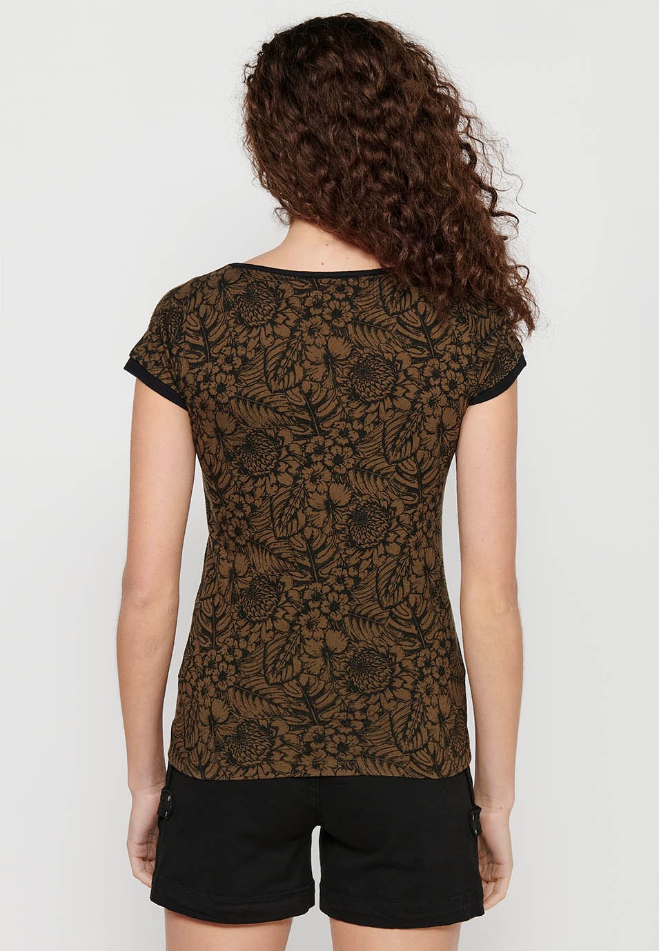 Short-sleeved Cotton T-shirt with V-neck and floral print with Khaki Embroidered Details for Women 7