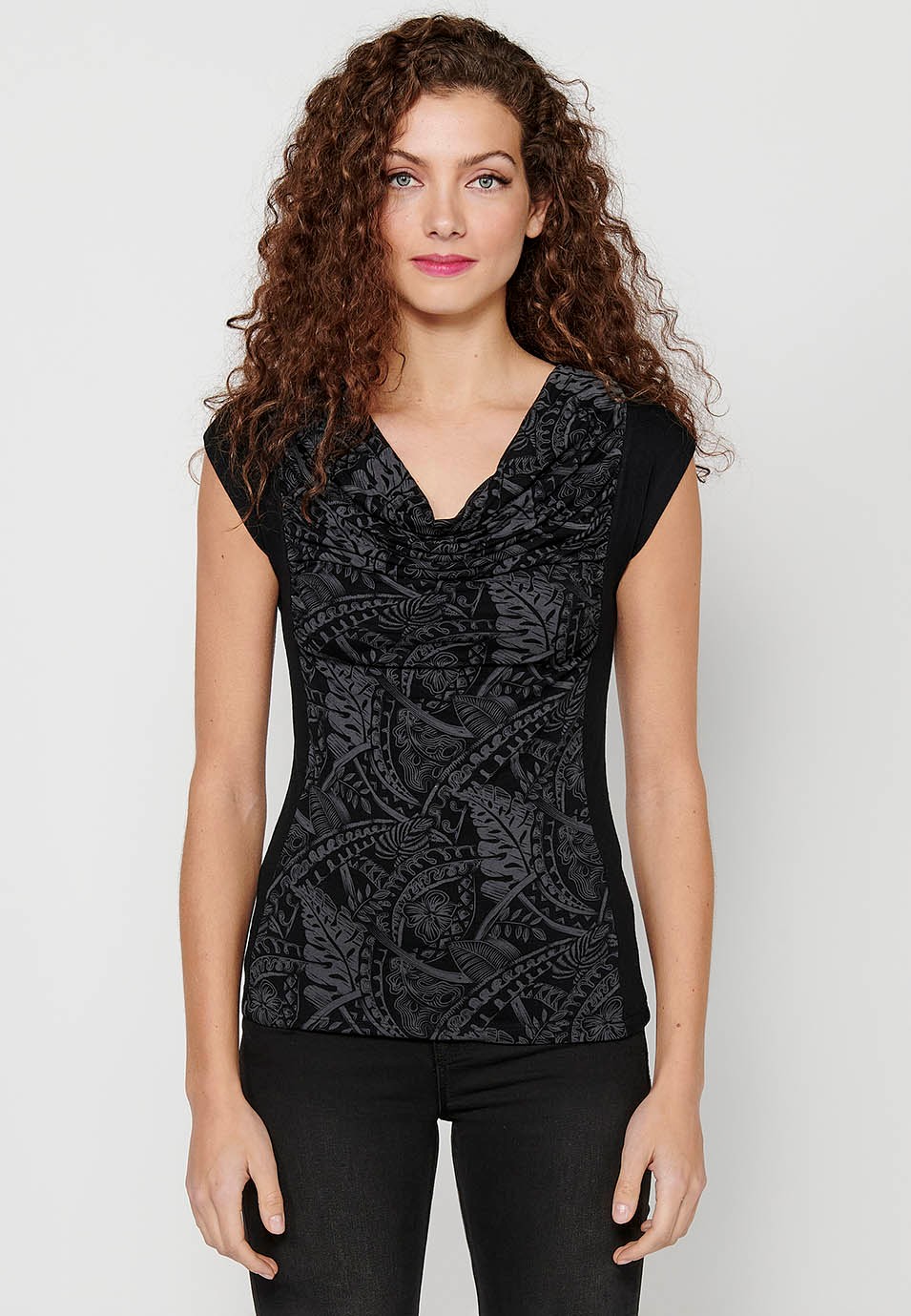 Schwarzes ärmelloses T-Shirt mit bedrucktem Vorderdetail und Rundhalsausschnitt für Damen 1