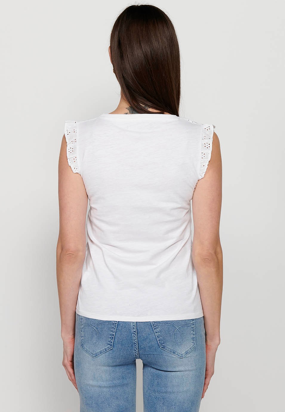 Camiseta de manga corta, volante en los hombros, color blanco para mujer