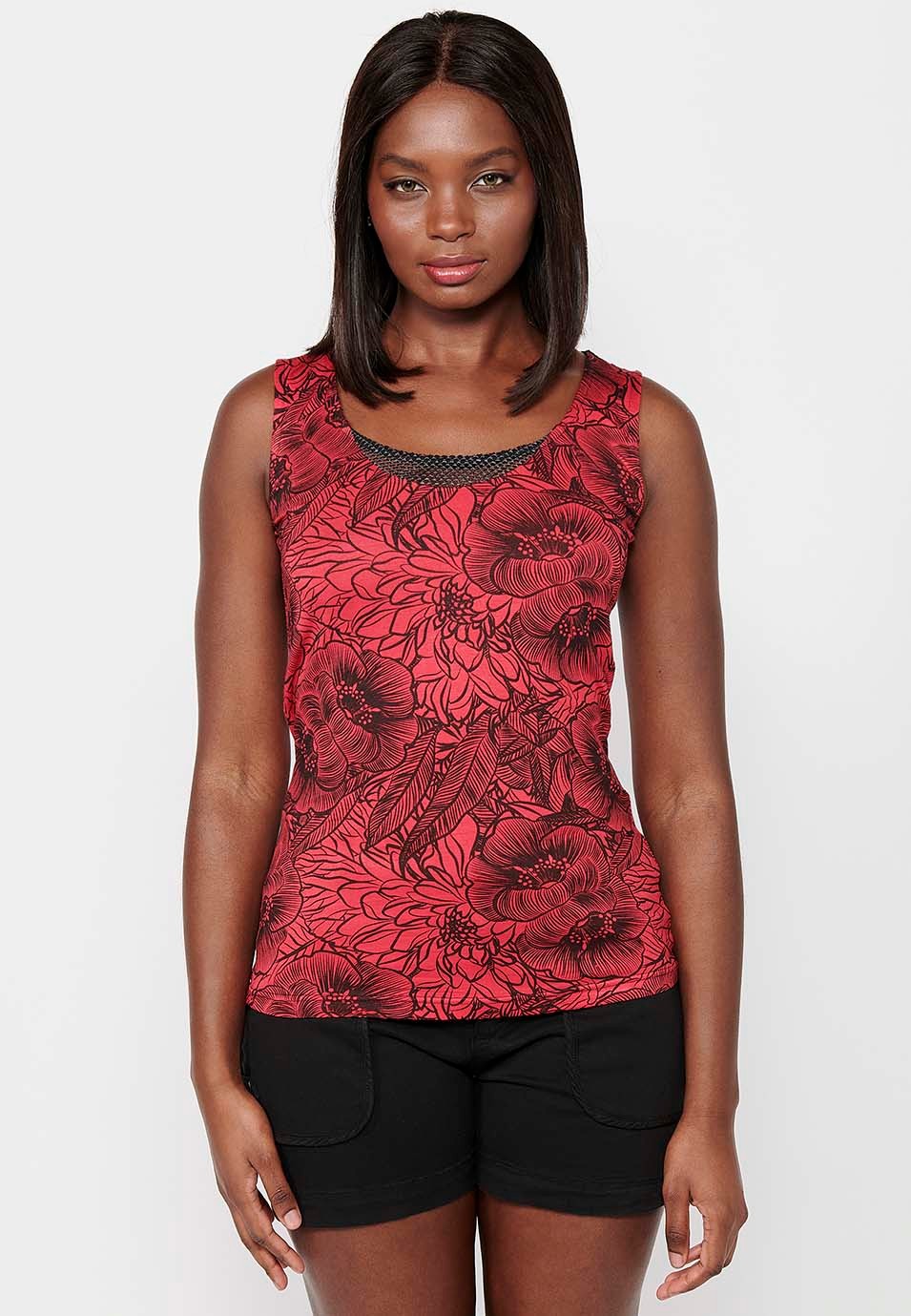 Ärmelloses T-Shirt mit Rundhalsausschnitt mit Details und rotem Blumendruck für Damen 3