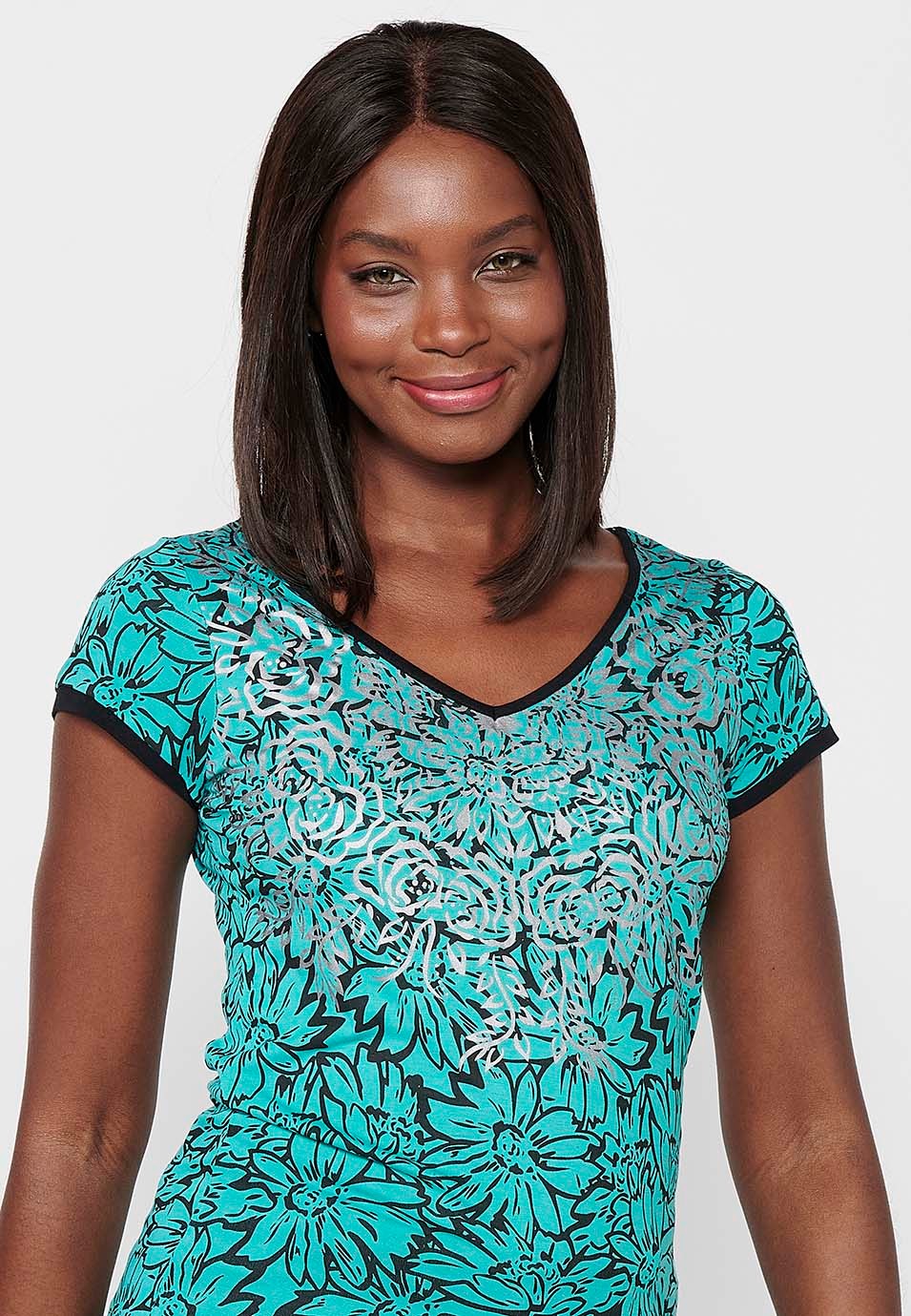 Mintfarbenes, kurzärmliges T-Shirt mit Blumendruck und V-Ausschnitt für Damen 3