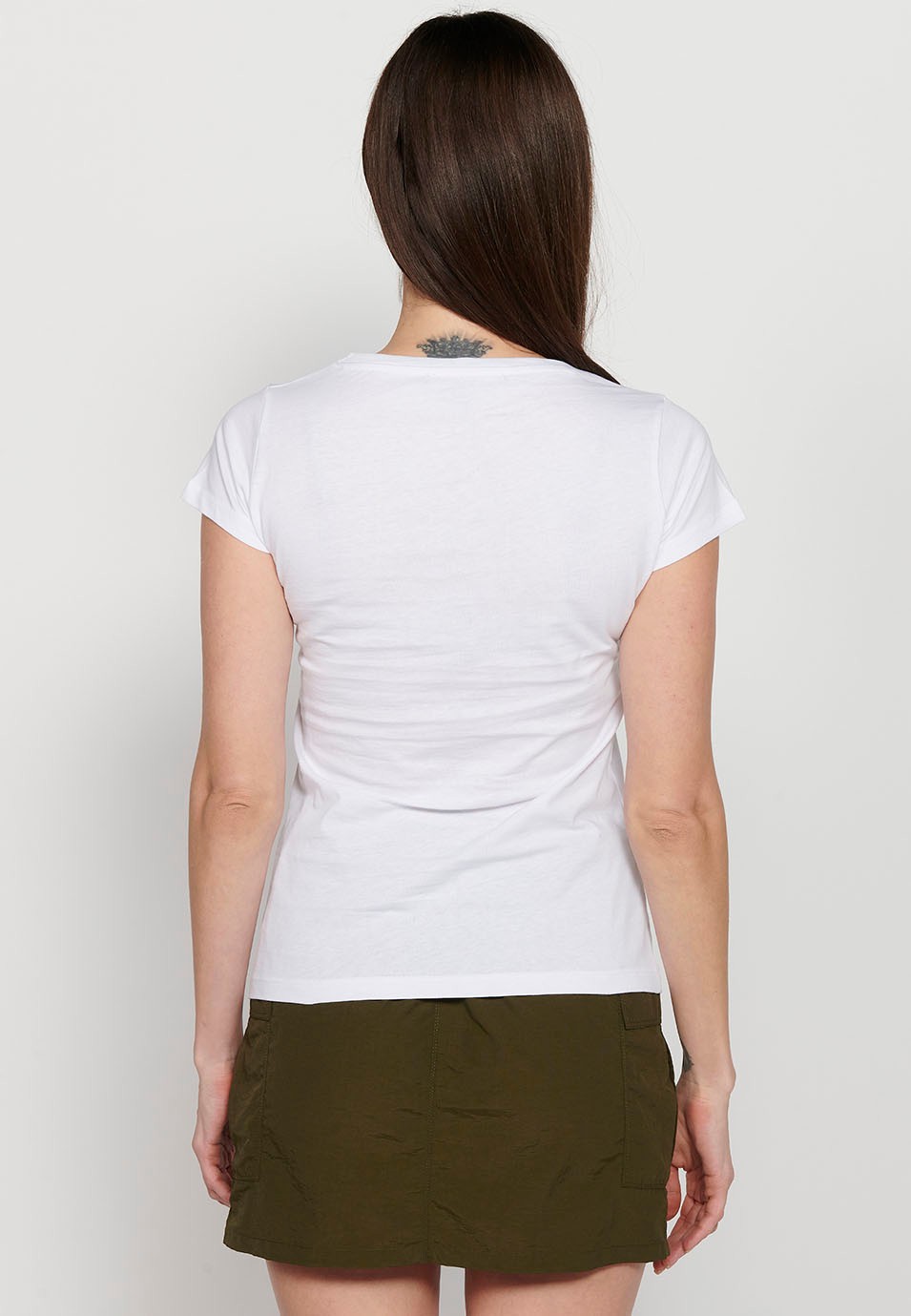 T-shirt blanc en coton à manches courtes, col rond et imprimé sur le devant pour femme