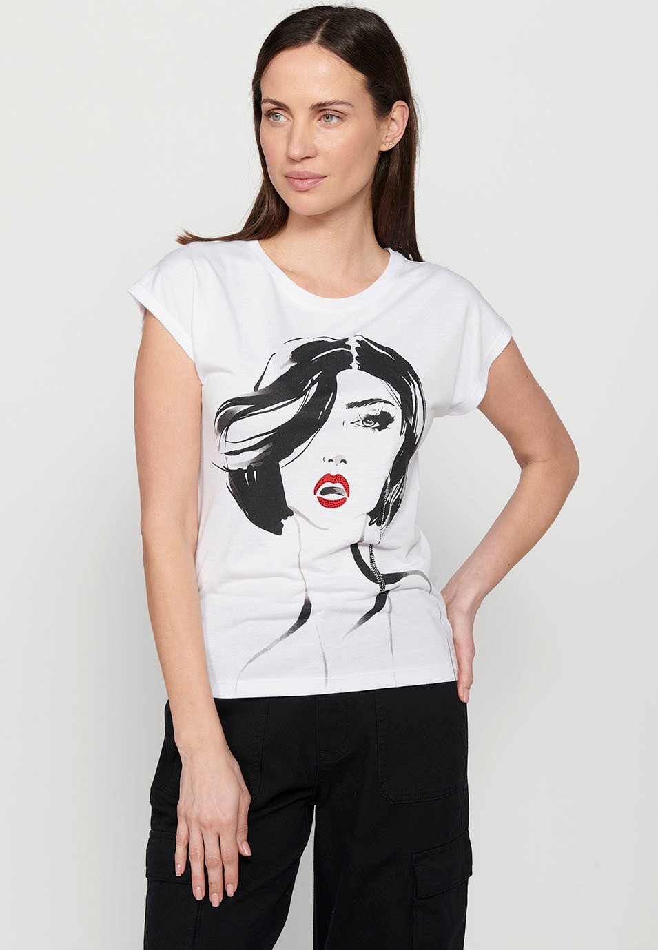 White Short Sleeve Cotton T-shirt with Round Neck and Front Print for Women