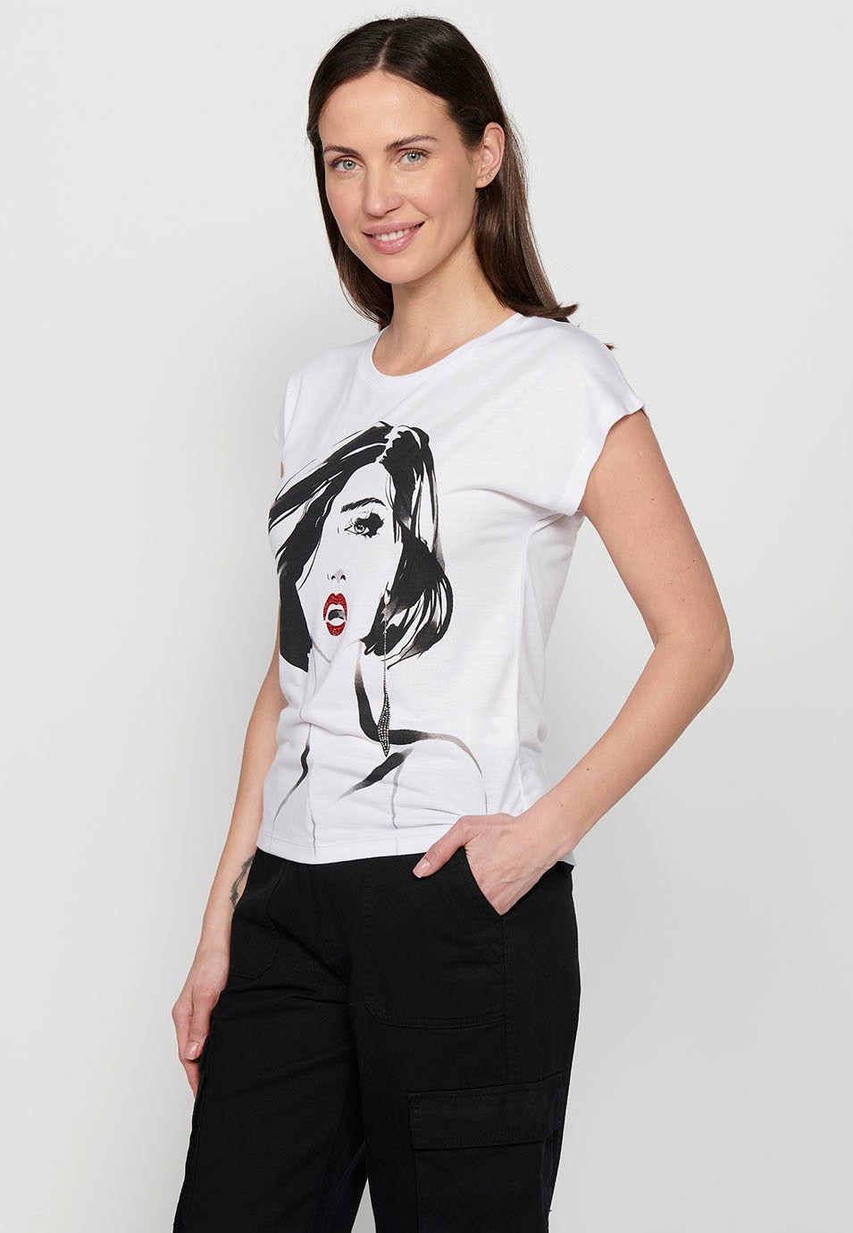 White Short Sleeve Cotton T-shirt with Round Neck and Front Print for Women