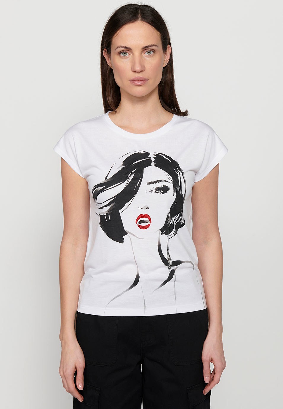 White Short Sleeve Cotton T-shirt with Round Neck and Front Print for Women