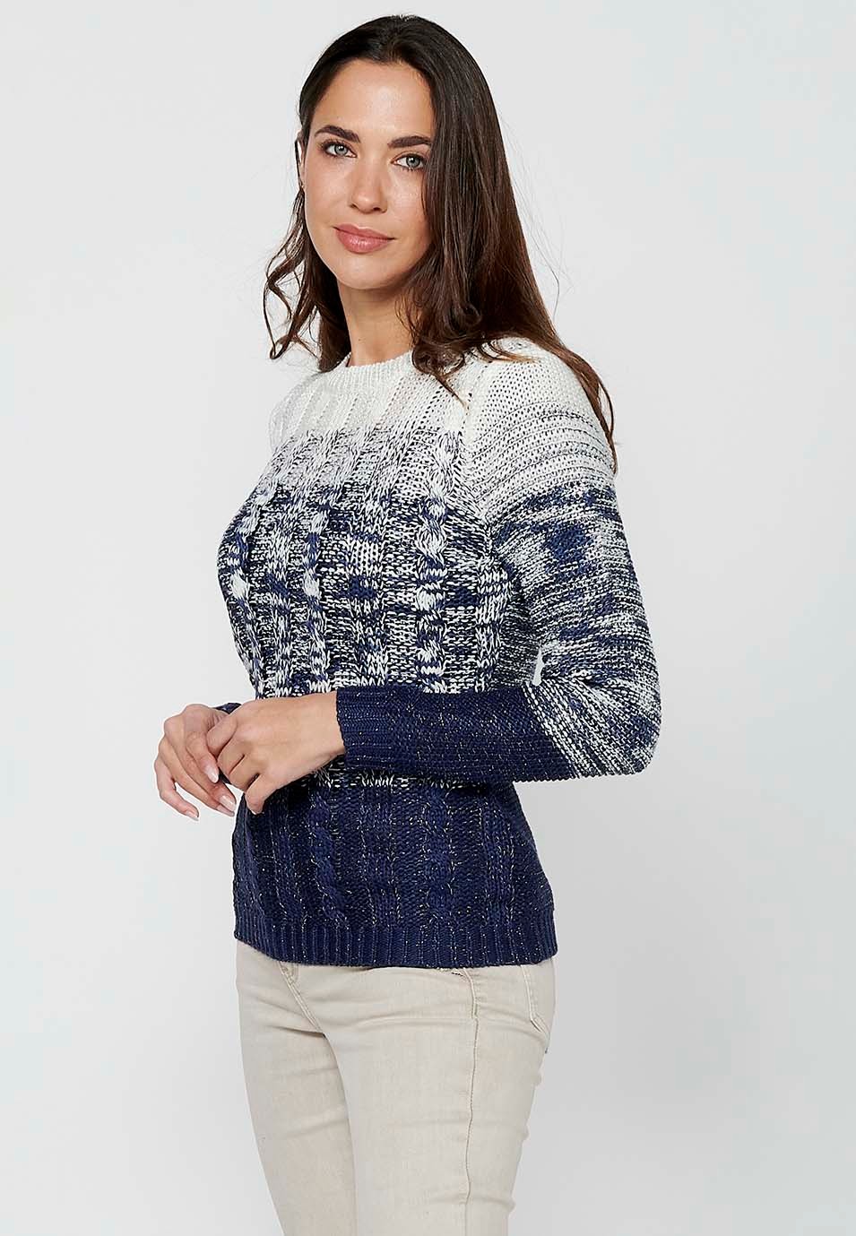 Pull à manches longues et col rond. Tricot à trois rayures dégradées de couleur Marine pour Femme 4